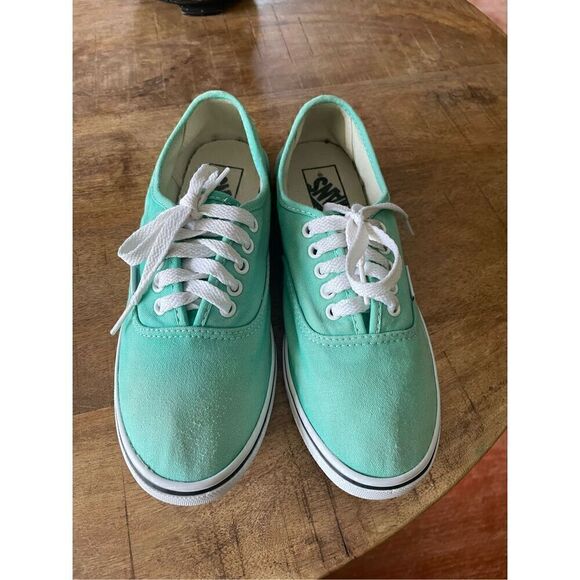 Vans Off The Wall Women's Size 7 W , men's size 5,5 Skateboard Shoes Aqua Mint B - Picture 2 of 8